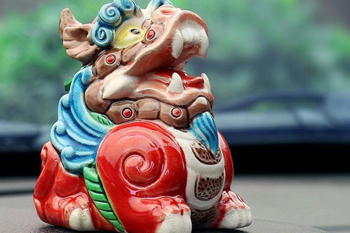 蛤蟆本是痴情种敢为红颜惹恶人全诗全句